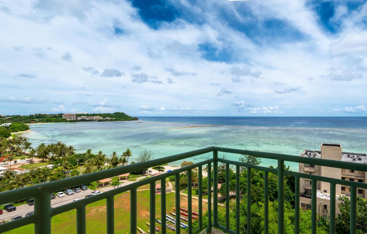 Holiday Resort & Spa Guam Tumon Bagian luar foto