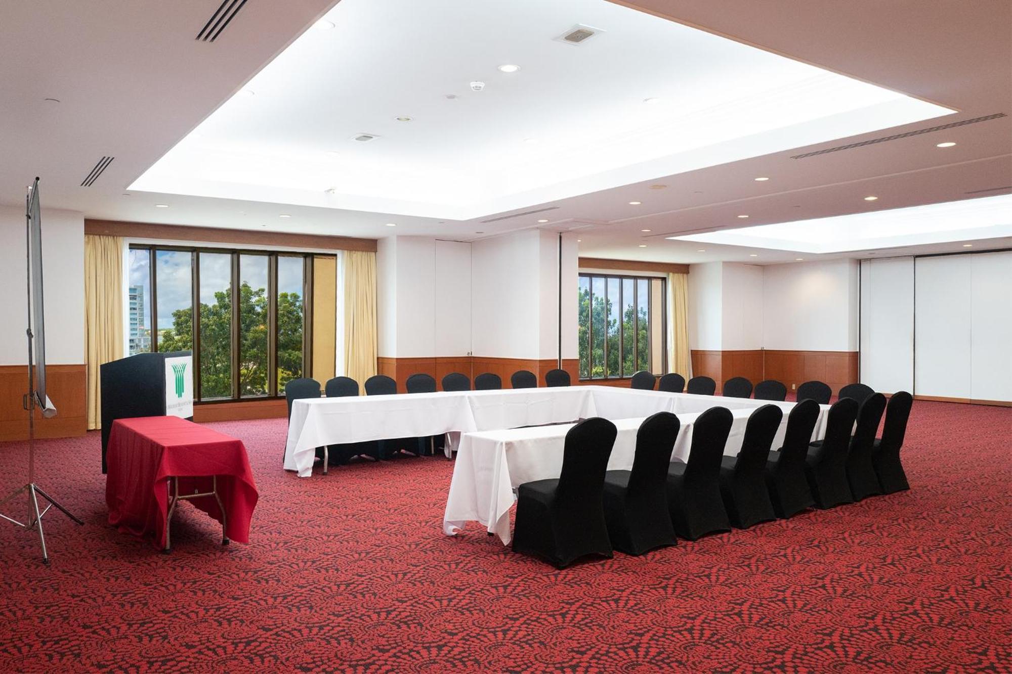 Holiday Resort & Spa Guam Tumon Bagian luar foto