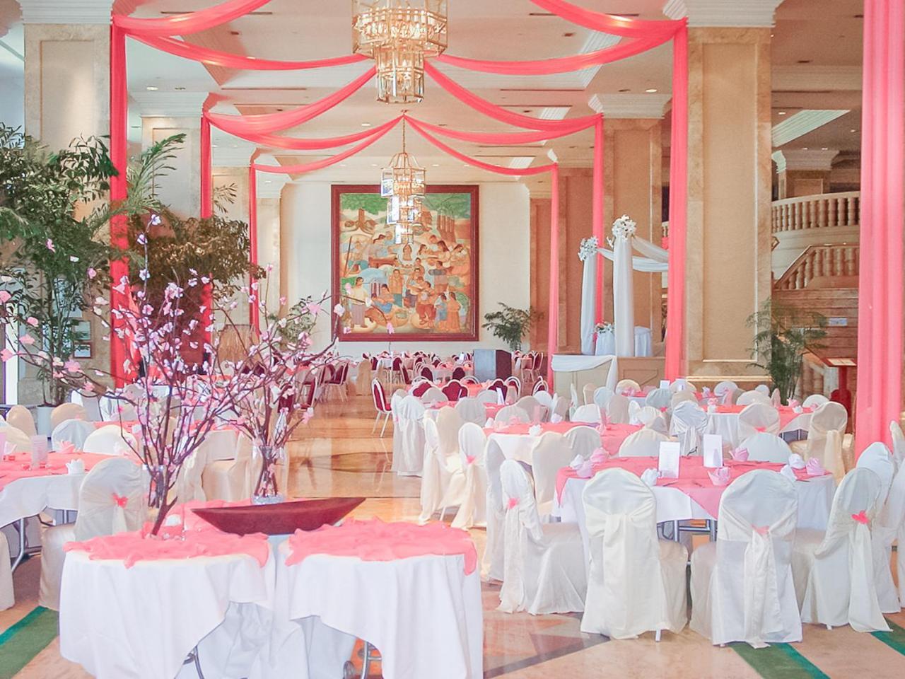 Holiday Resort & Spa Guam Tumon Bagian luar foto